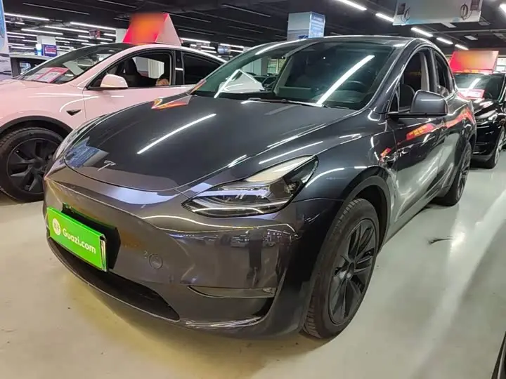 Tesla Model Y 2024, арт. CN-3657387 — фото 1