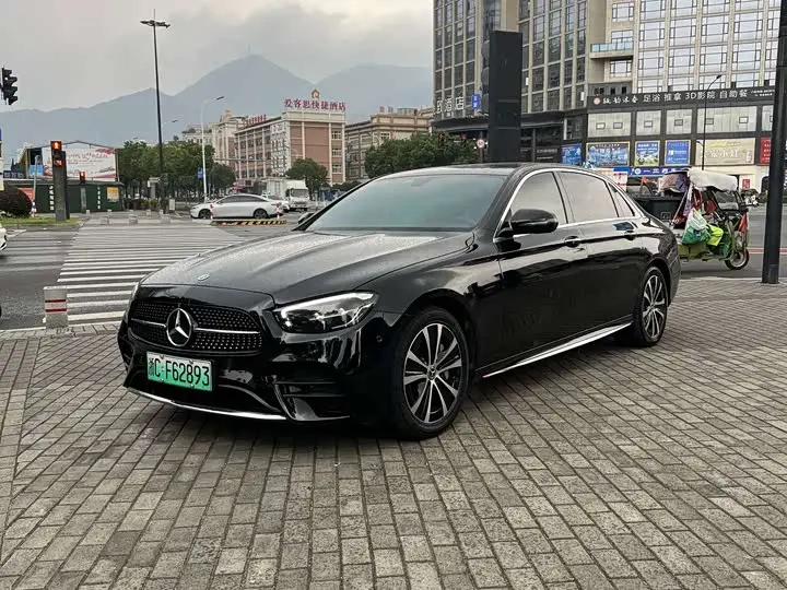 Mercedes-Benz E-Class Hybrid 2022, арт. CN-3657637 — фото 1