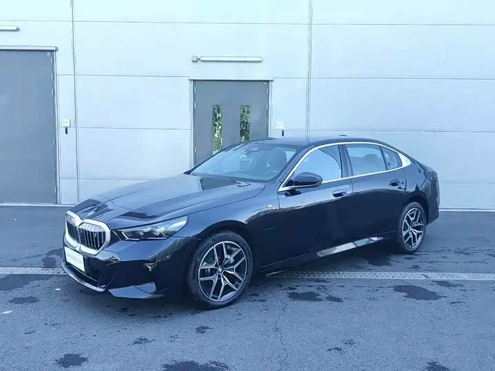 BMW i5 2025, арт. CN-3658014 — фото 1