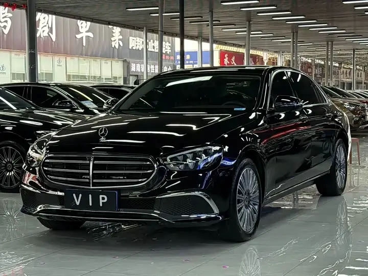 Mercedes-Benz E-Class 2023, арт. CN-3658820 — фото 1
