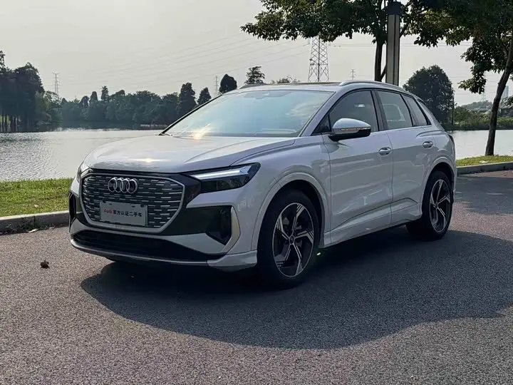 Audi Q4 e-tron 2024, арт. CN-3659654 — фото 1