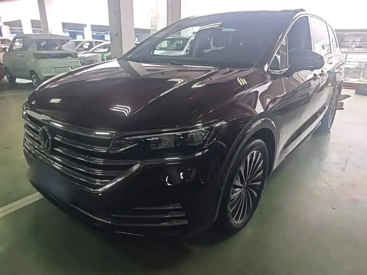 Volkswagen Viloran 2023, арт. CN-3660025 — фото 1