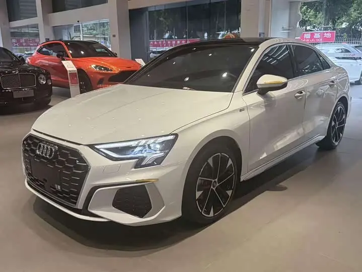 Audi A3 2023, арт. CN-3660133 — фото 1