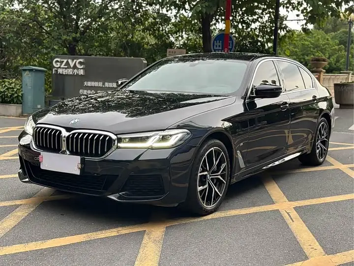 BMW 5 Series 2023, арт. CN-3660452 — фото 1