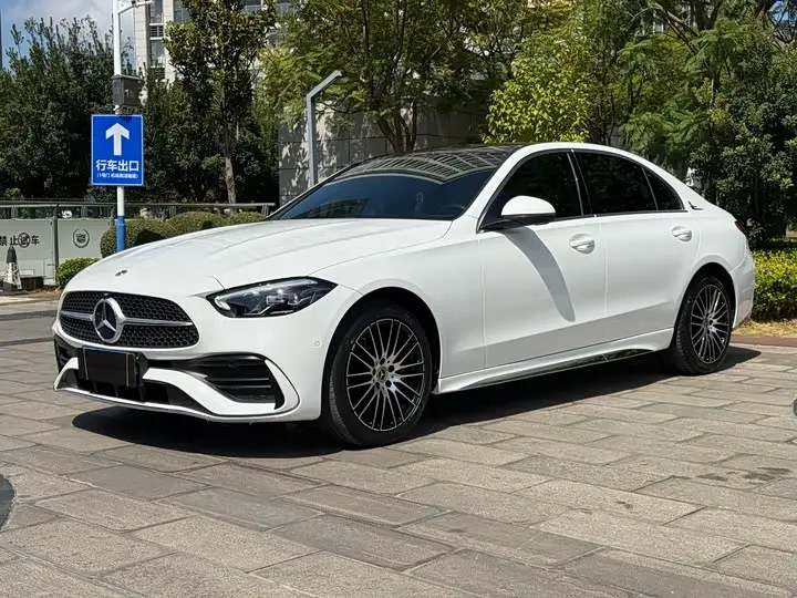 Mercedes-Benz C-Class 2023, арт. CN-3660587 — фото 1