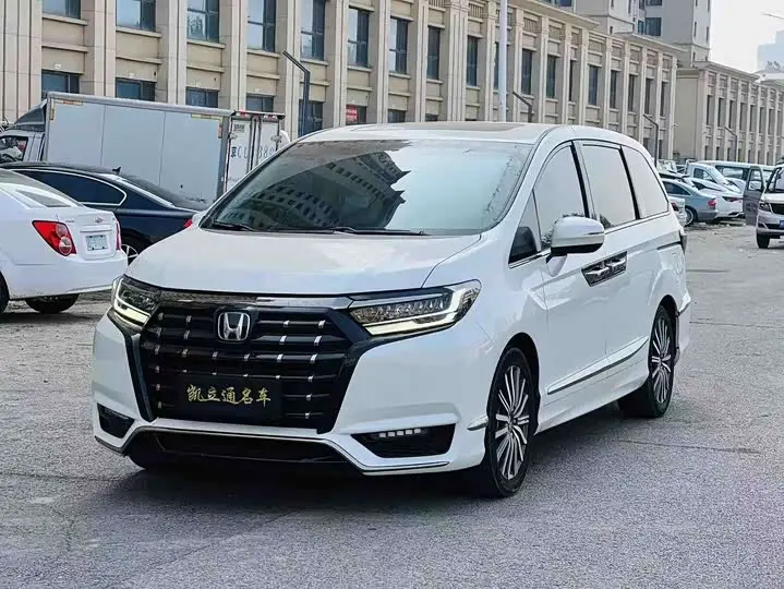 Honda Elysion 2022, арт. CN-3661617 — фото 1