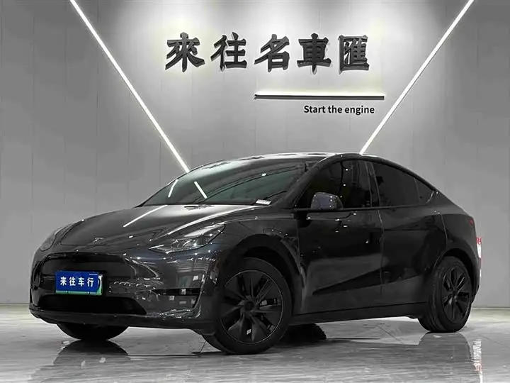 Tesla Model Y 2024, арт. CN-3662251 — фото 1