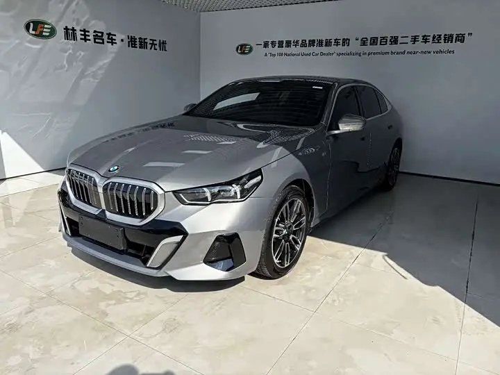 BMW 5 Series 2024, арт. CN-3663148 — фото 1