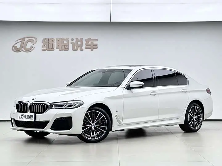 BMW 5 Series 2023, арт. CN-3663419 — фото 1