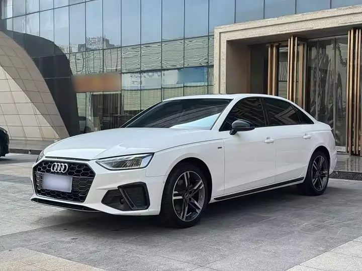 Audi A4L 2022, арт. CN-3663736 — фото 1