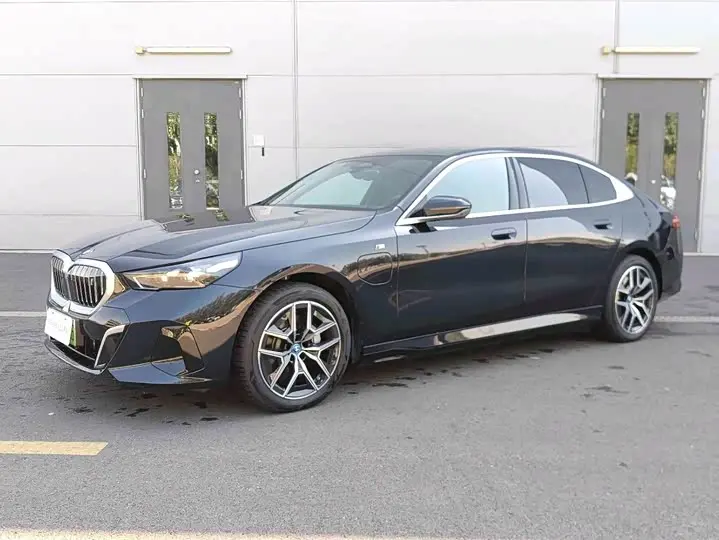 BMW i5 2025, арт. CN-3663803 — фото 1