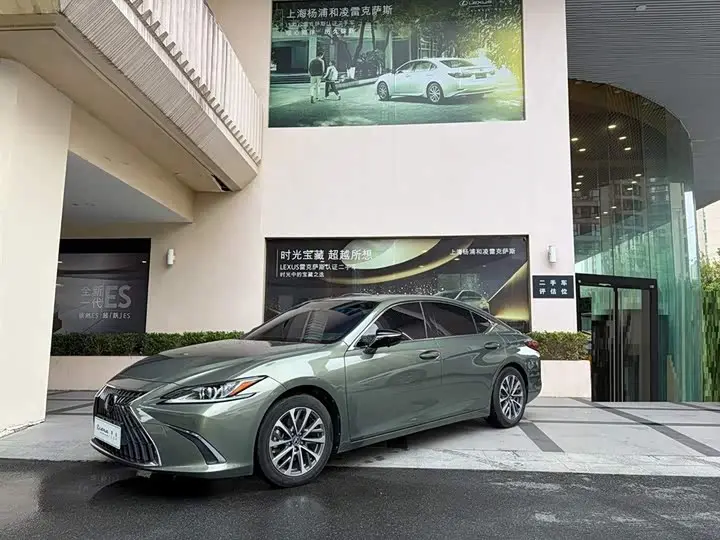 Lexus ES 2022, арт. CN-3664517 — фото 1