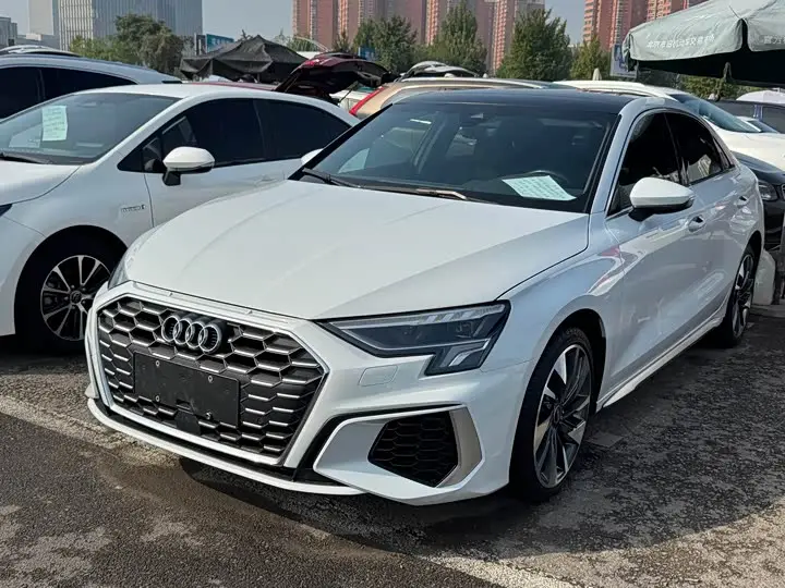 Audi A3 2023, арт. CN-3664985 — фото 1