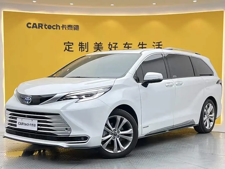 Toyota Sienna 2023, арт. CN-3665728 — фото 1