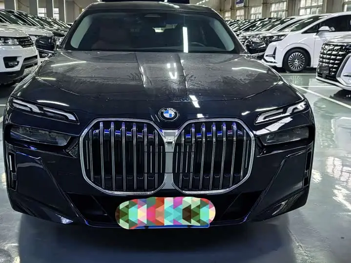 BMW 7 Series 2023, арт. CN-3665807 — фото 1