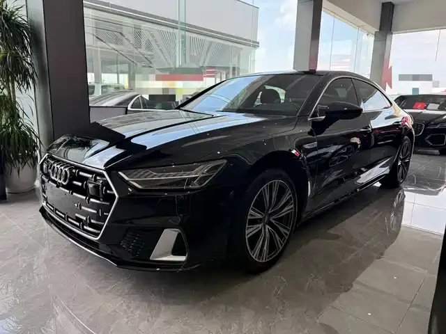 Audi A7L 2024, арт. CN-3665943 — фото 1
