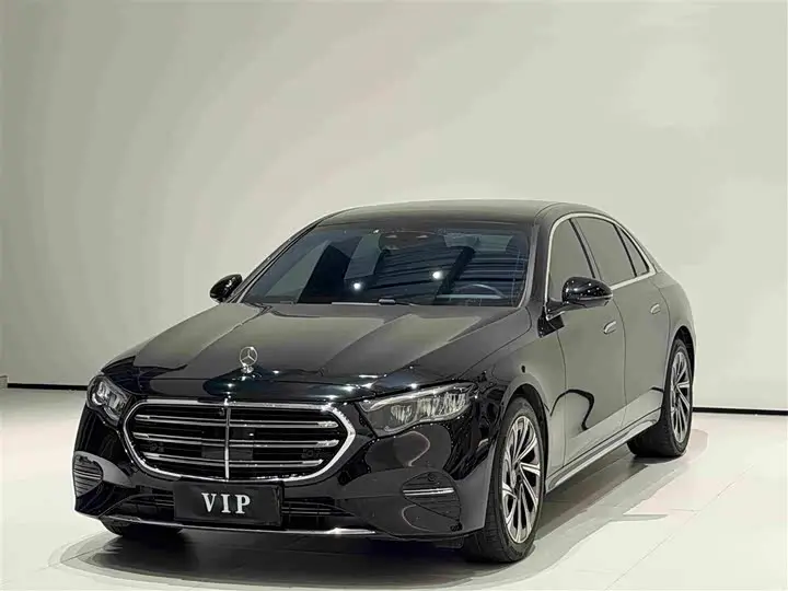 Mercedes-Benz E-Class 2024, арт. CN-3666286 — фото 1