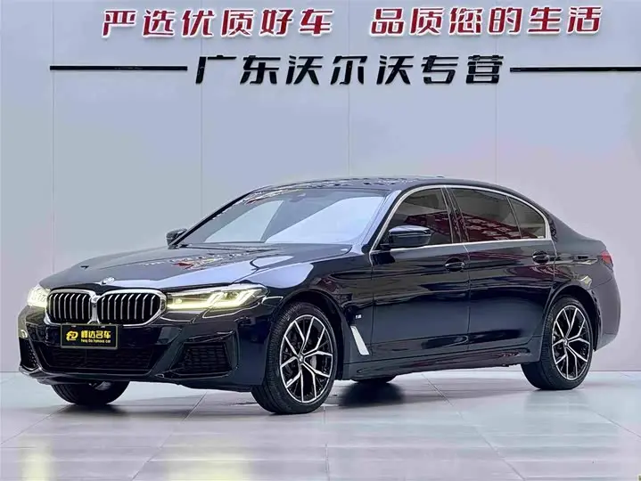 BMW 5 Series 2023, арт. CN-3666424 — фото 1