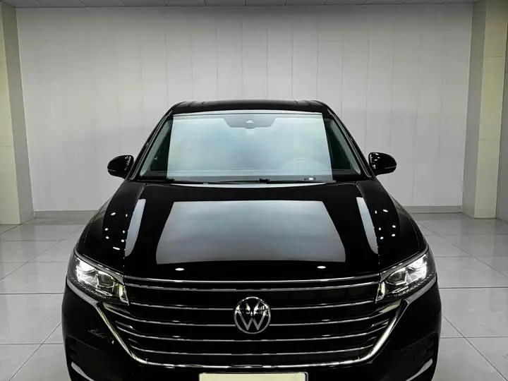 Volkswagen Viloran 2023, арт. CN-3666503 — фото 1