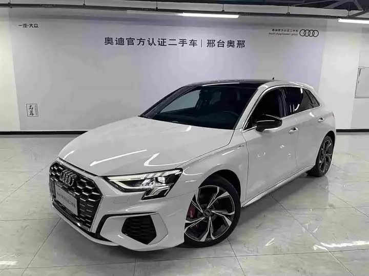Audi A3 2022, арт. CN-3666521 — фото 1