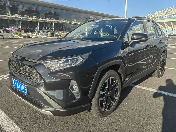 Toyota RAV4 2022, арт. CN-3668233 — фото 1