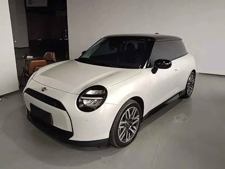 Mini Cooper 2025, арт. CN-3668346 — фото 1