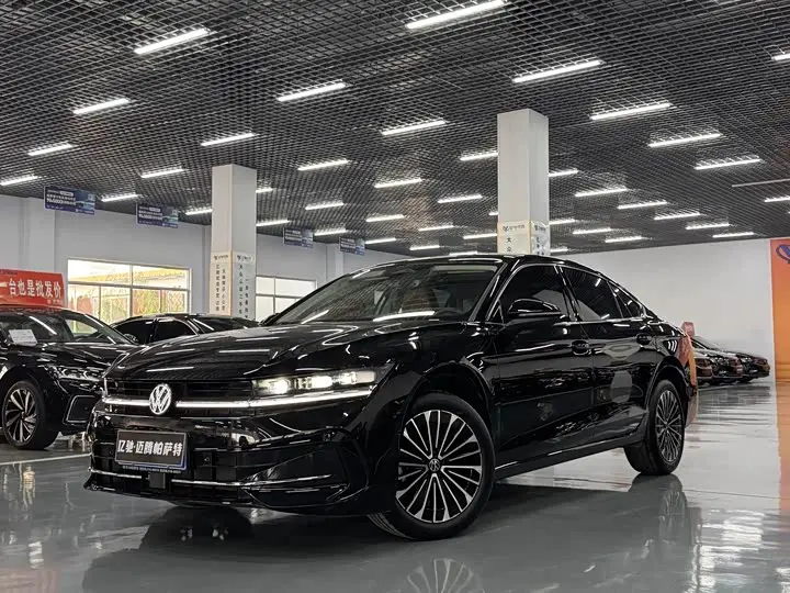 Volkswagen Magotan 2024, арт. CN-3668844 — фото 1
