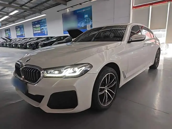 BMW 5 Series 2022, арт. CN-3668845 — фото 1
