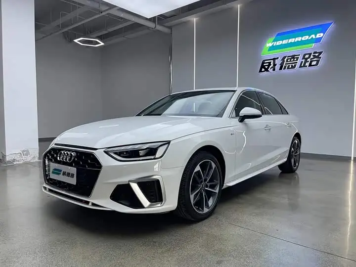 Audi A4L 2022, арт. CN-3669413 — фото 1
