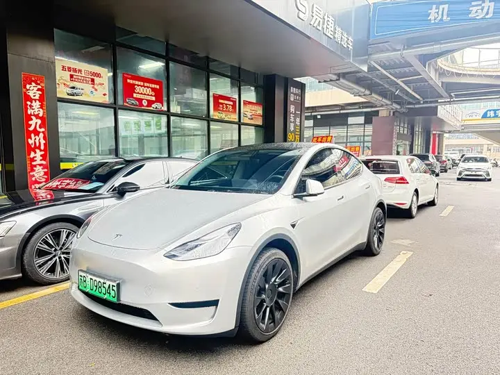 Tesla Model Y 2023, арт. CN-3669417 — фото 1