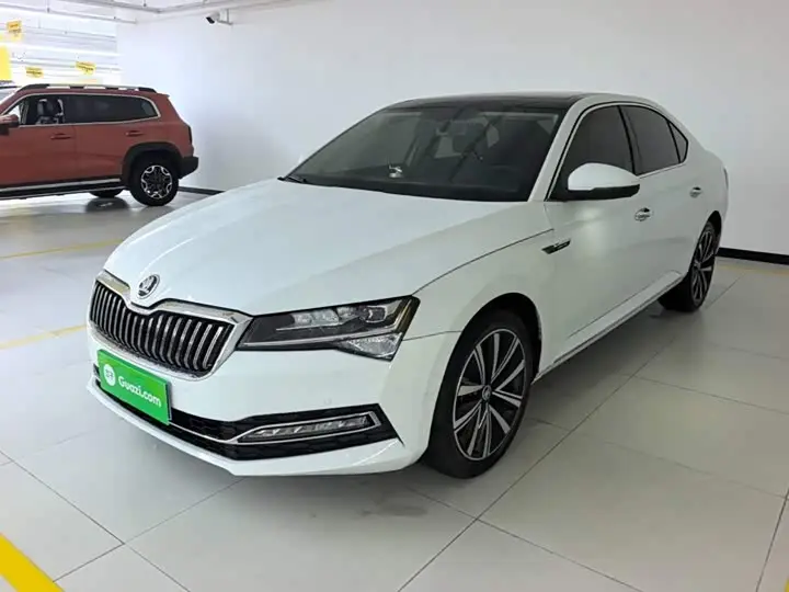 Skoda Superb 2024, арт. CN-3672473 — фото 1