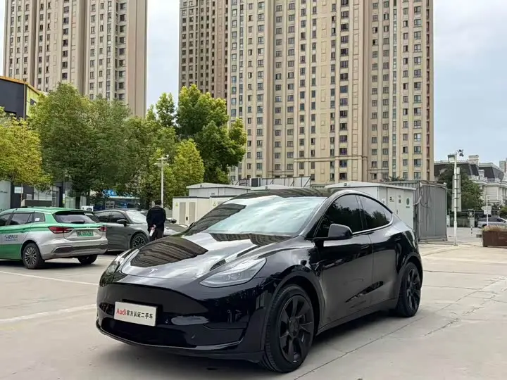 Tesla Model Y 2022, арт. CN-3672490 — фото 1