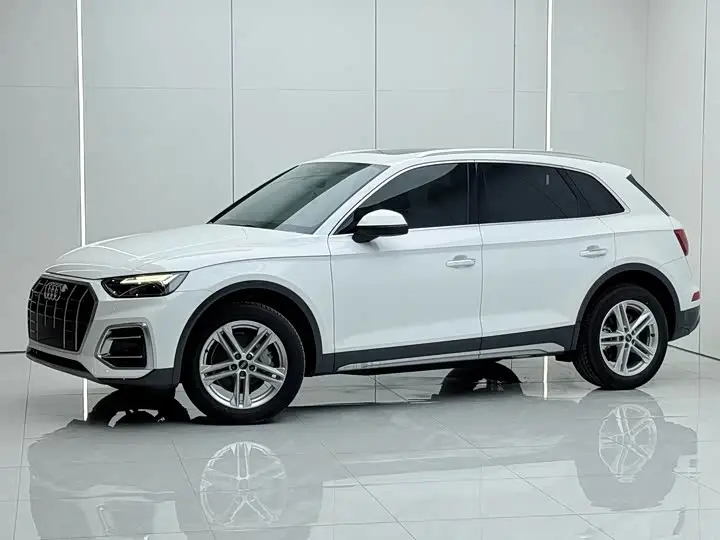 Audi Q5L 2023, арт. CN-3672717 — фото 1