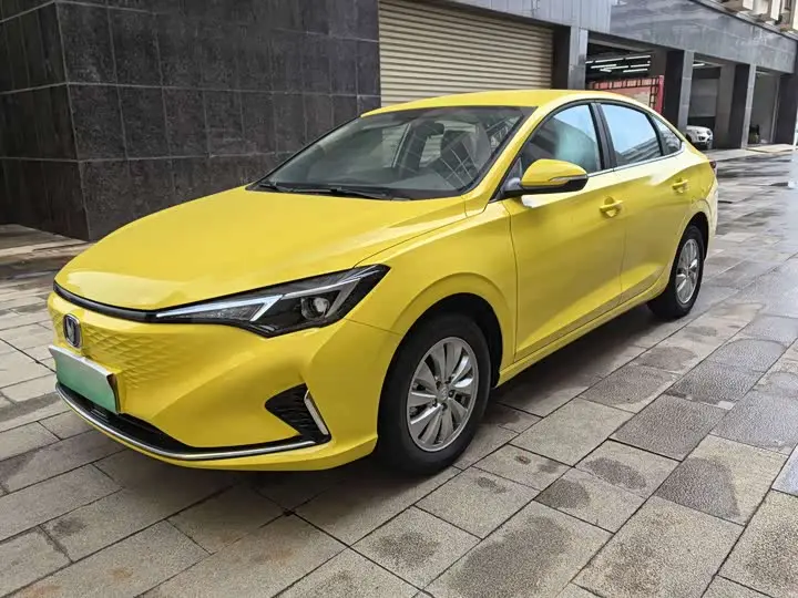 Changan Eado EV 2022, фото из объявления