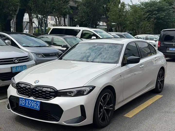 BMW 3 Series 2023, арт. CN-3673232 — фото 1
