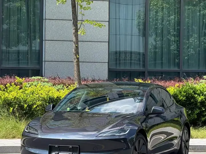 Tesla Model 3 2025, арт. CN-3673310 — фото 1