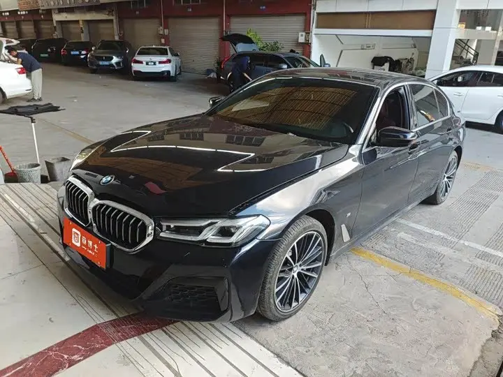BMW 5 Series 2023, арт. CN-3673492 — фото 1