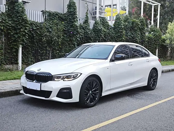 BMW 3 Series 2022, арт. CN-3673739 — фото 1