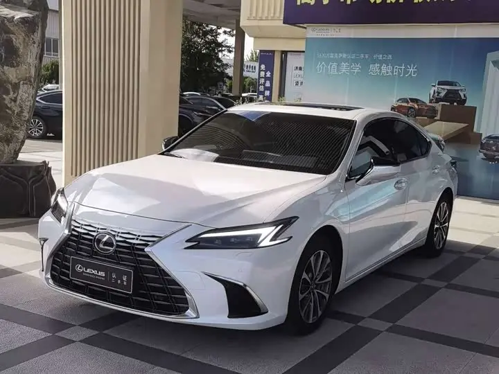 Lexus ES 2025, арт. CN-3673763 — фото 1