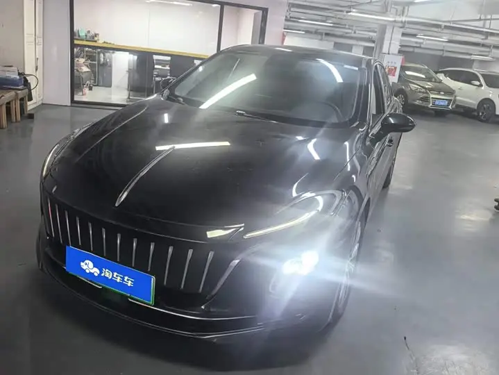 Hongqi E-QM5 2023, арт. CN-3674012 — фото 1