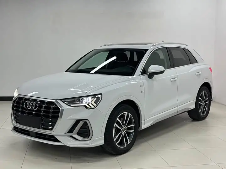 Audi Q3 2022, арт. CN-3674112 — фото 1
