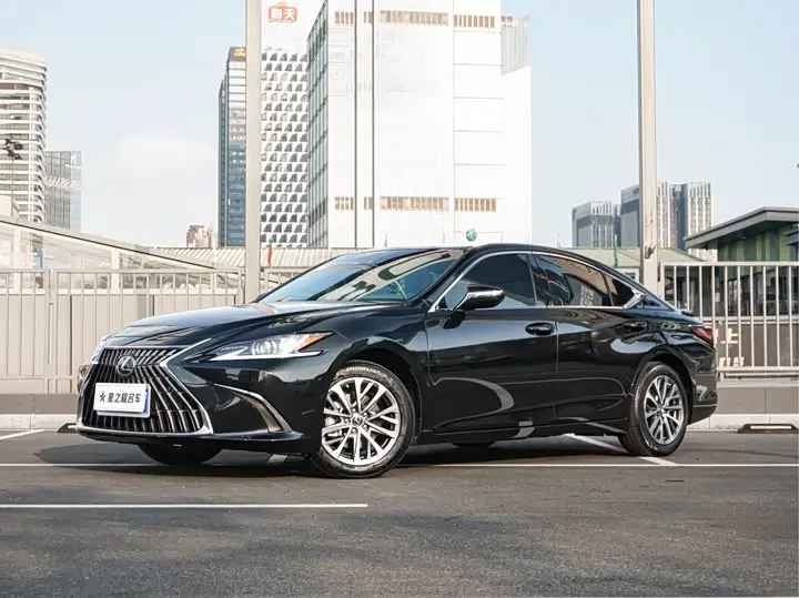Lexus ES 2022, арт. CN-3674243 — фото 1