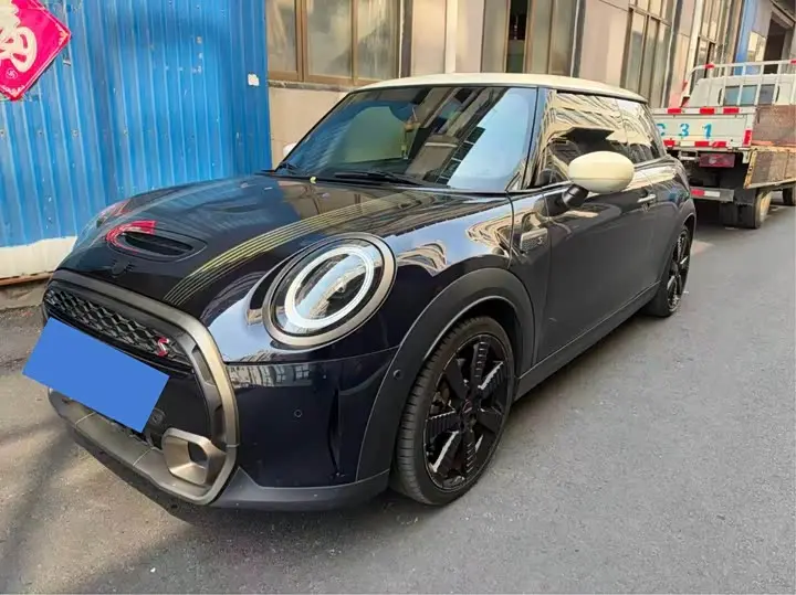 Mini Mini 2022, арт. CN-3674448 — фото 1