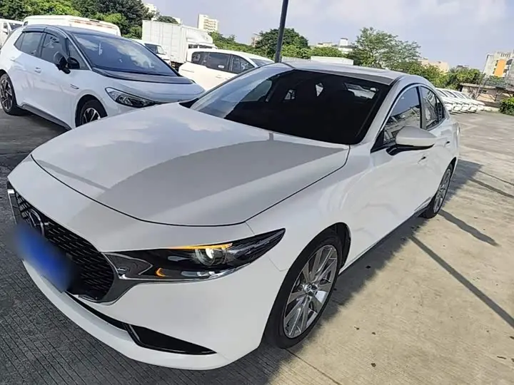 Mazda 3 (Axela) 2023, арт. CN-3674623 — фото 1