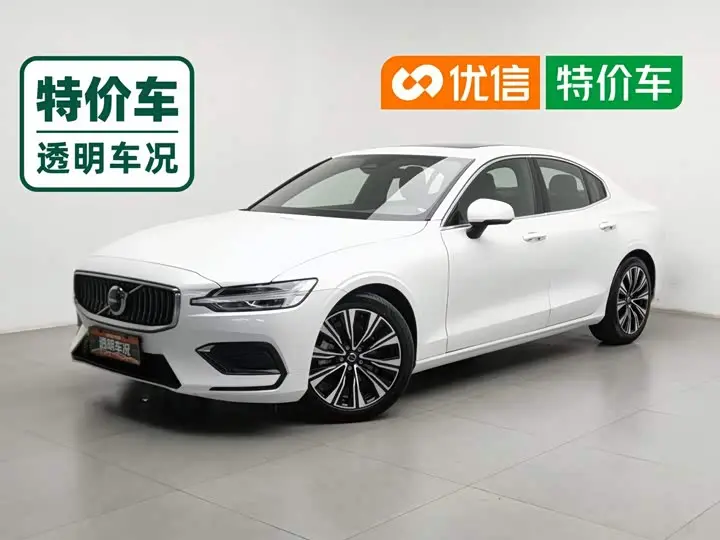 Volvo S60 2024, арт. CN-3674774 — фото 1