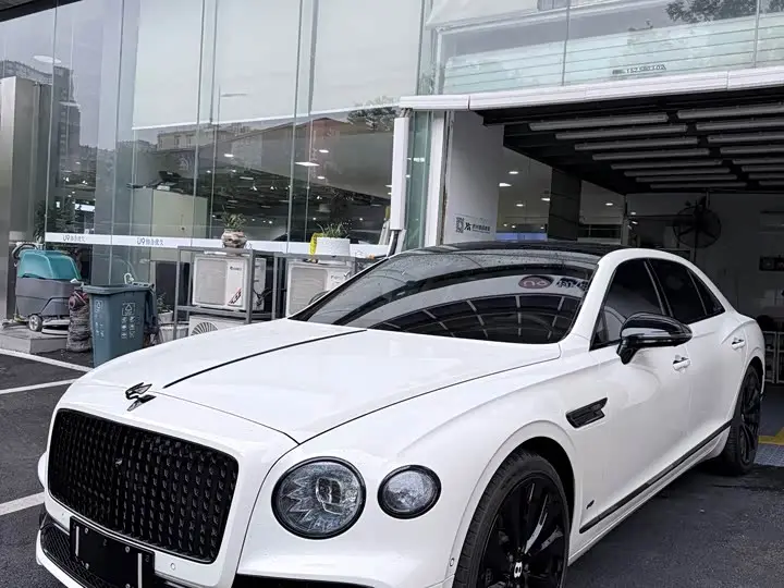 Bentley Flying Spur 2022, арт. CN-3674935 — фото 1