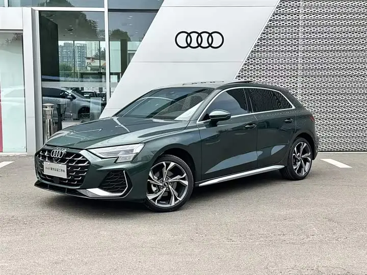 Audi A3 2025, арт. CN-3675349 — фото 1