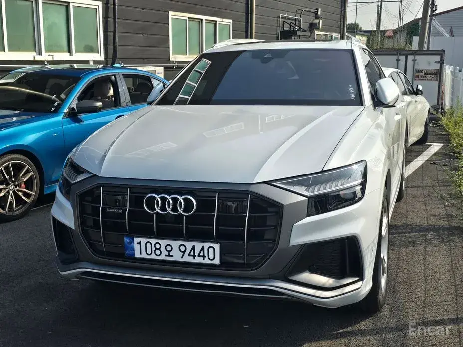 Audi Q8 2018, арт. KR-3676402 — фото 1