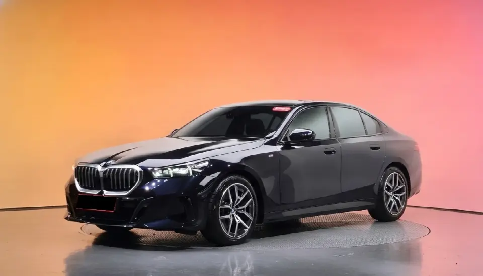 BMW 5 Series 2023, арт. KR-3676629 — фото 1
