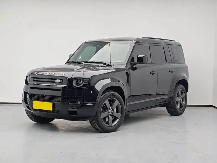 Land Rover Defender 2025, арт. CN-3680365 — фото 1